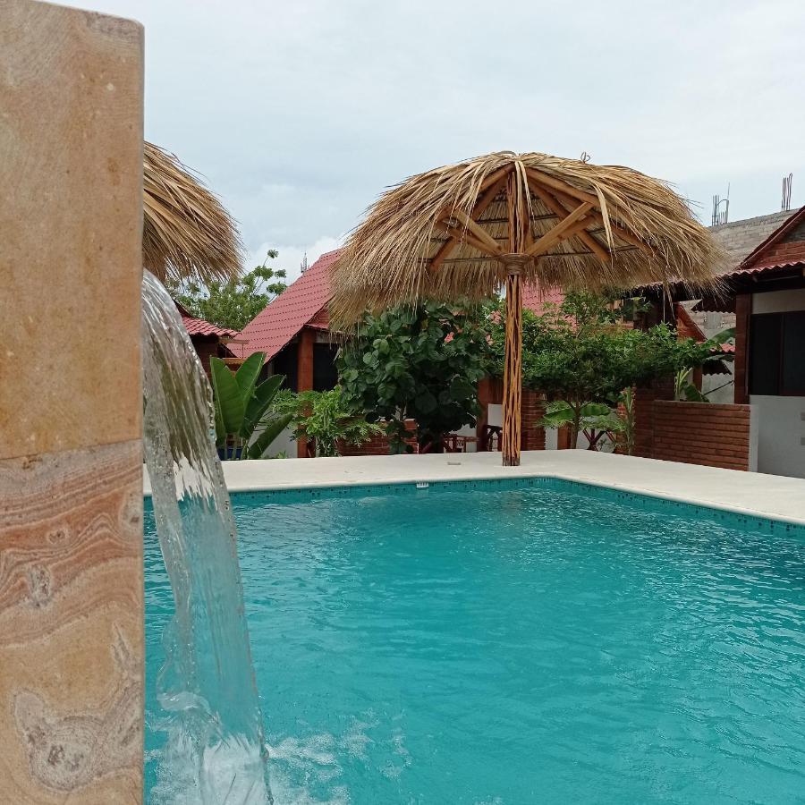 Bungalows Y Cabanas, Las Barracas De La Barra Malucano エクステリア 写真